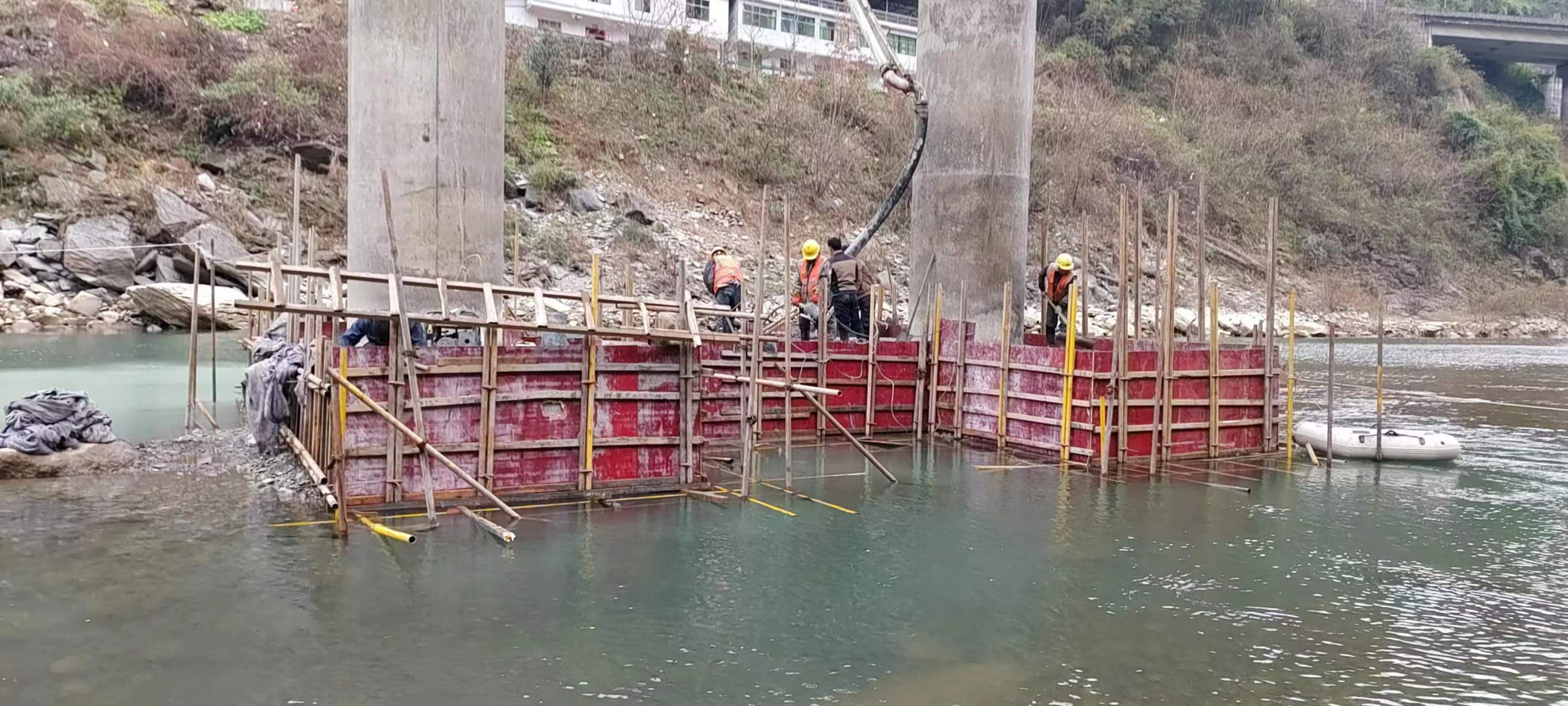 山西水利工程施工中堤坝渗漏原因以及防渗加固技术